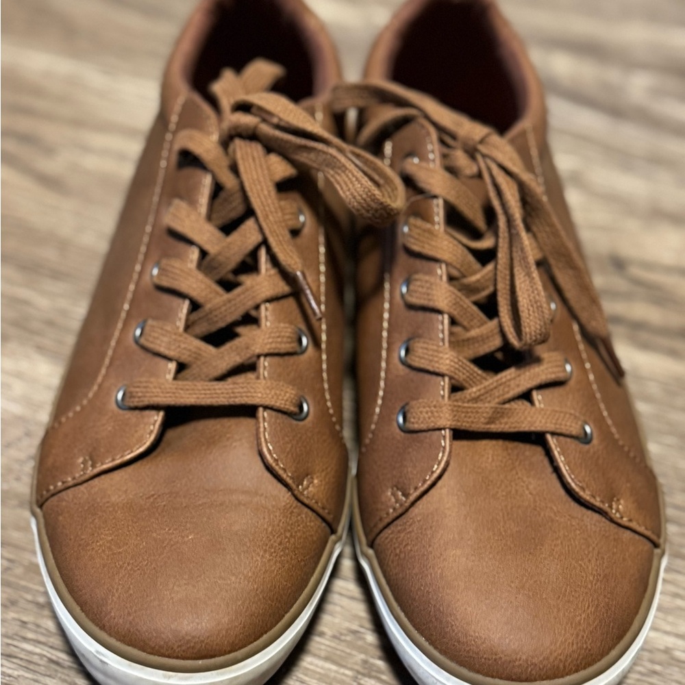1901 Nordstrom Kids Faux Leather brown Lace-Up Casual Athleisure Sneakers Size 6